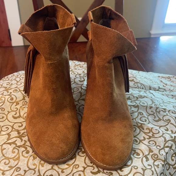 Booties with tassel - Picture 2 of 7